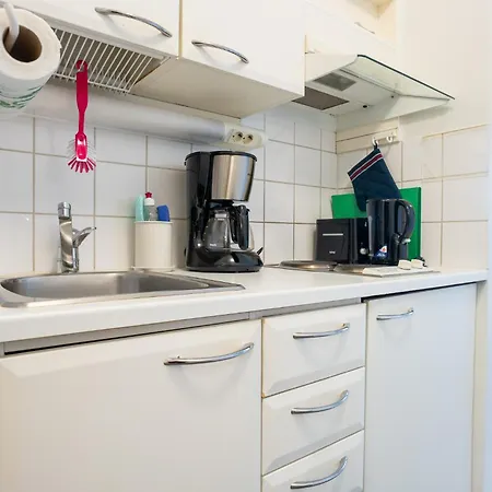 Kotimaailma Villa Hortus - Roomy Studio For 2 Turku Exterior photo